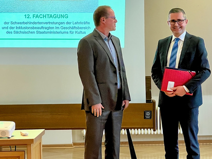 Herr Wagner (Hauptvertrauensperson) und Herr Kühner (Staatssekretär SMK) Herr Wagner (Hauptvertrauensperson) und Herr Kühner (Staatssekretär SMK)