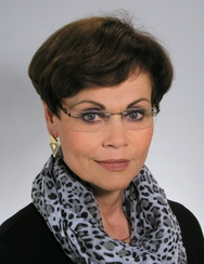 Frau Isa Pachen